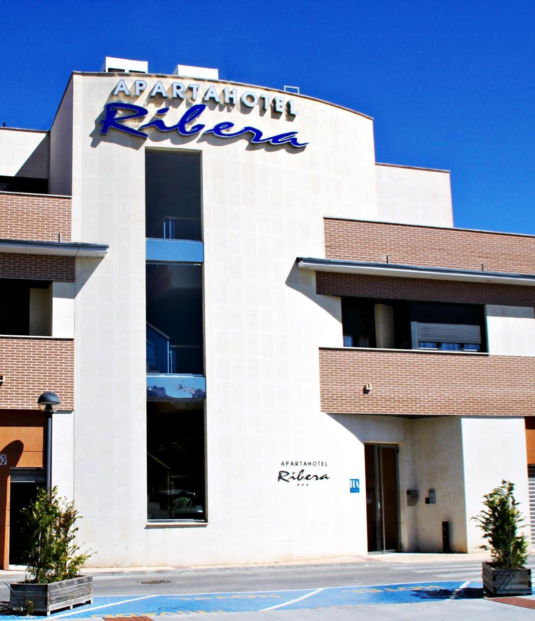 Apartahotel Ribera Arroyo de la Encomienda Buitenkant foto